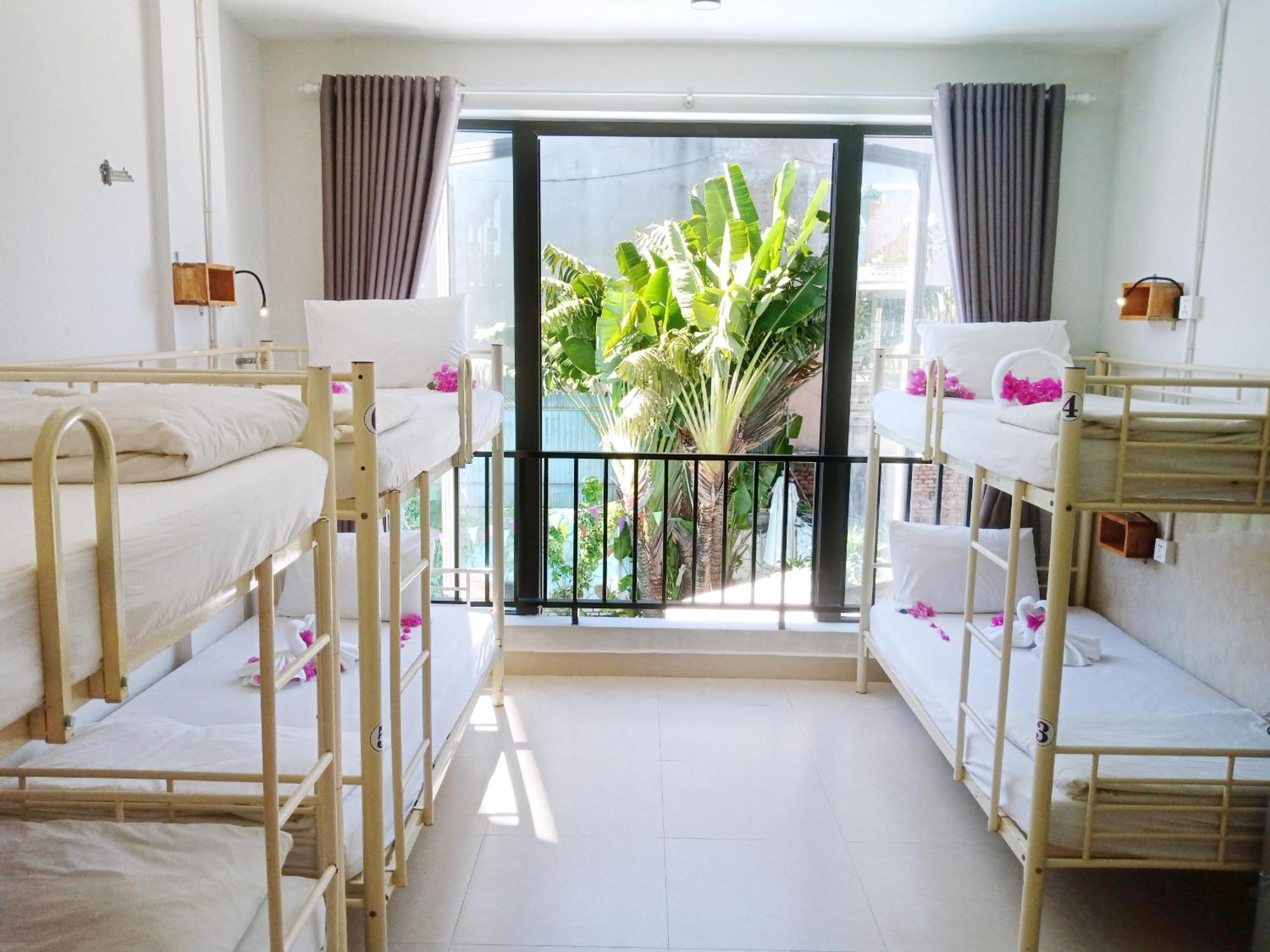 Bed Station Hostel & Pool Bar Hoi An " Former Sunflower" Экстерьер фото