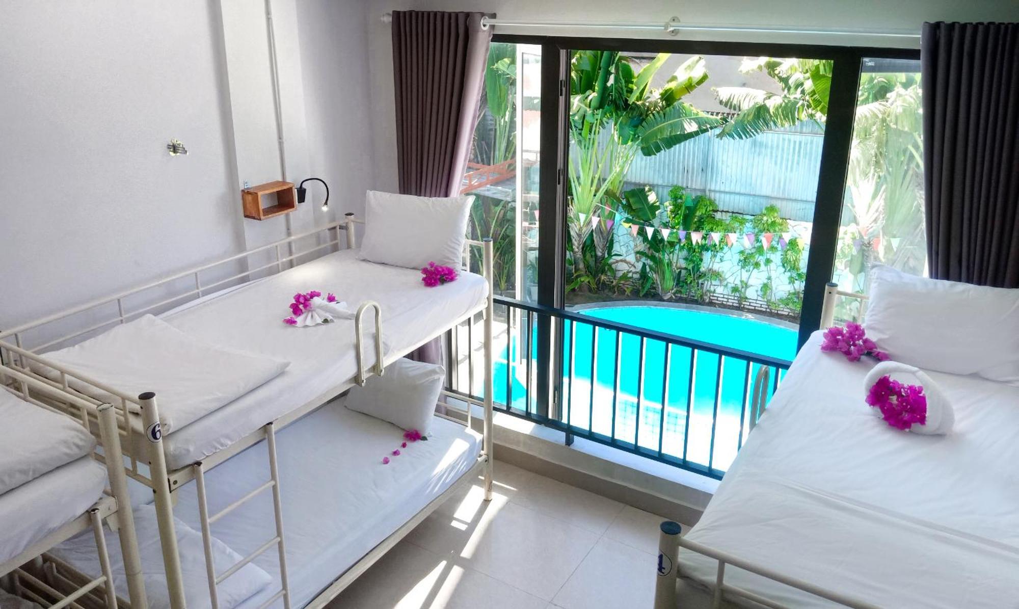 Bed Station Hostel & Pool Bar Hoi An " Former Sunflower" Экстерьер фото