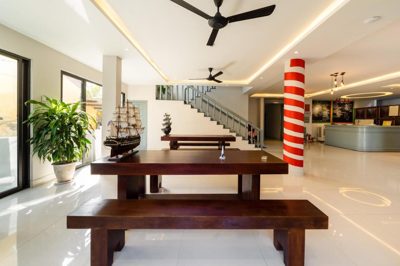 Bed Station Hostel & Pool Bar Hoi An " Former Sunflower" Экстерьер фото